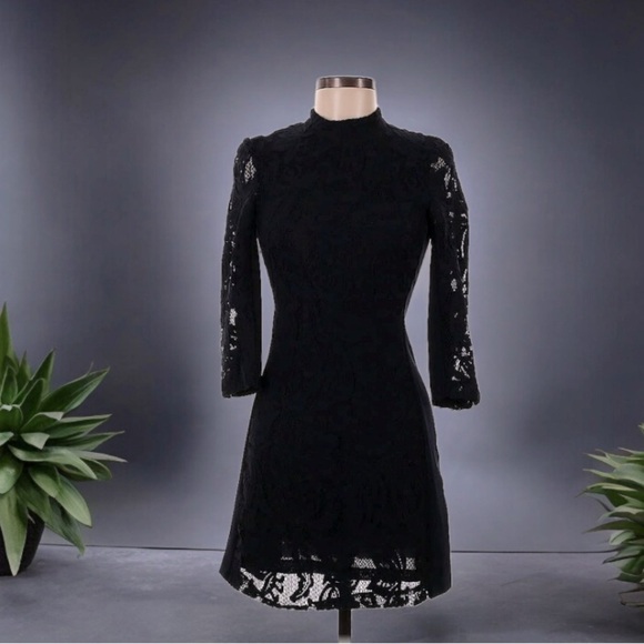 H&M Dresses & Skirts - H&M Open Back Lace Dress | SIZE 6
